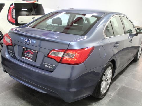 Used 2017 Subaru Legacy 2.5i w/ Alloy Wheel Package image 6