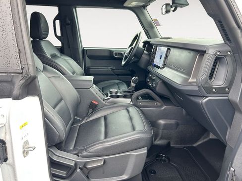 Used 2025 Ford Bronco Badlands AWD/4WD image 10