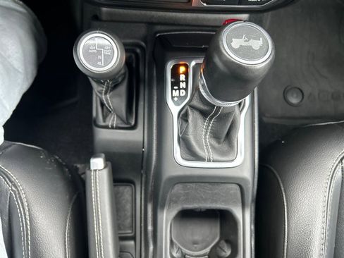 Used 2023 Jeep Wrangler Unlimited Sahara w/ Cold Weather Group image 24