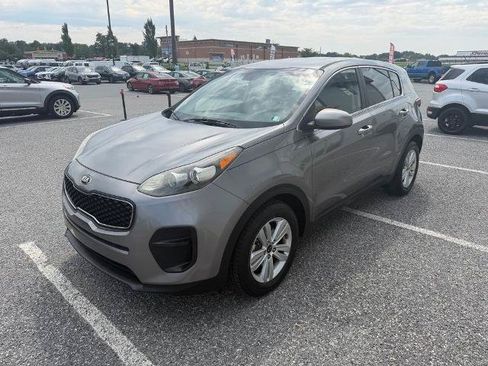 Used 2017 Kia Sportage LX FWD image 4