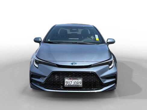 Used 2025 Toyota Corolla SE FWD image 8