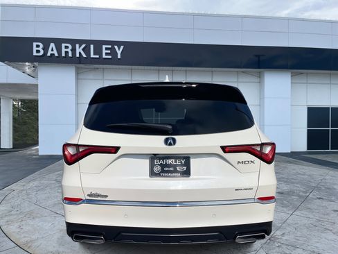 Used 2023 Acura MDX SH-AWD w/ Advance Package image 6