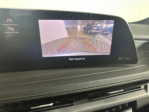 Used 2024 Cadillac XT4 Premium Luxury AWD/4WD image 20