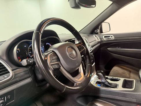 Used 2020 Jeep Grand Cherokee Altitude AWD/4WD image 73