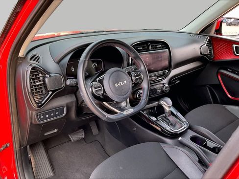 Used 2023 Kia Soul GT-Line FWD image 17