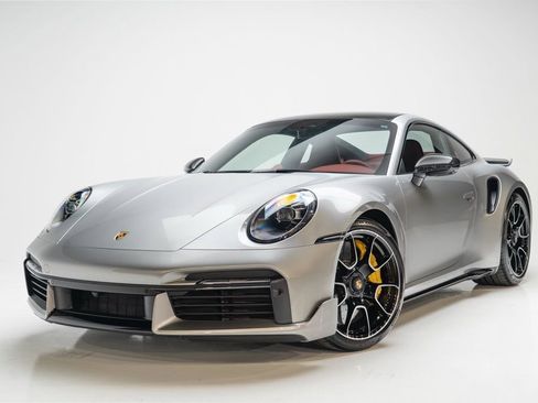 Used 2021 Porsche 911 Turbo S image 3