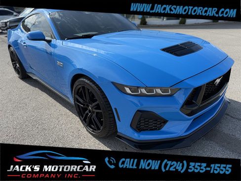 Used 2024 Ford Mustang GT Premium image 8