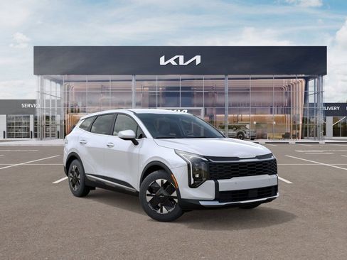 New 2026 Kia Sportage LX image 2