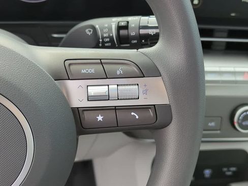 New 2026 Hyundai Kona SE FWD image 25