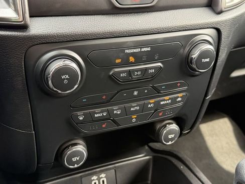 Used 2019 Ford Ranger Lariat w/ Equipment Group 501A Mid AWD/4WD image 23