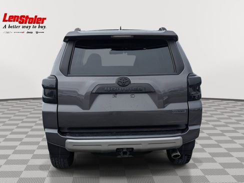 Used 2021 Toyota 4Runner TRD Off-Road Premium image 5