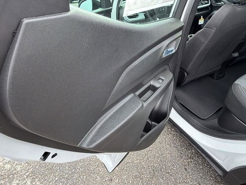 New 2027 Chevrolet Bolt LT w/ Comfort Package FWD image 15