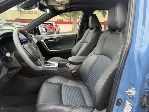 Used 2023 Toyota RAV4 XSE AWD/4WD image 28
