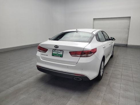 Used 2016 Kia Optima LX w/ LX Convenience Package image 9