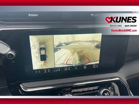 Used 2025 GMC Sierra 2500 AT4 w/ AT4 Premium Plus Package image 24