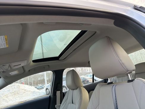 New 2026 Nissan Sentra SL w/ Floor Mat Package image 18