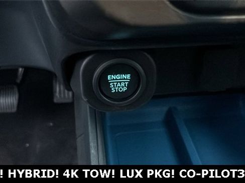 New 2025 Ford Maverick XLT w/ Equipment Group 301A image 9