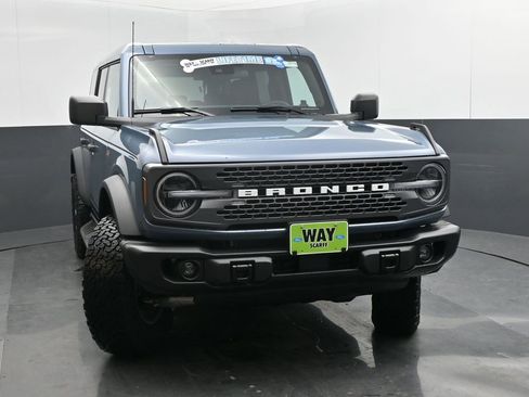 New 2025 Ford Bronco Badlands AWD/4WD image 9