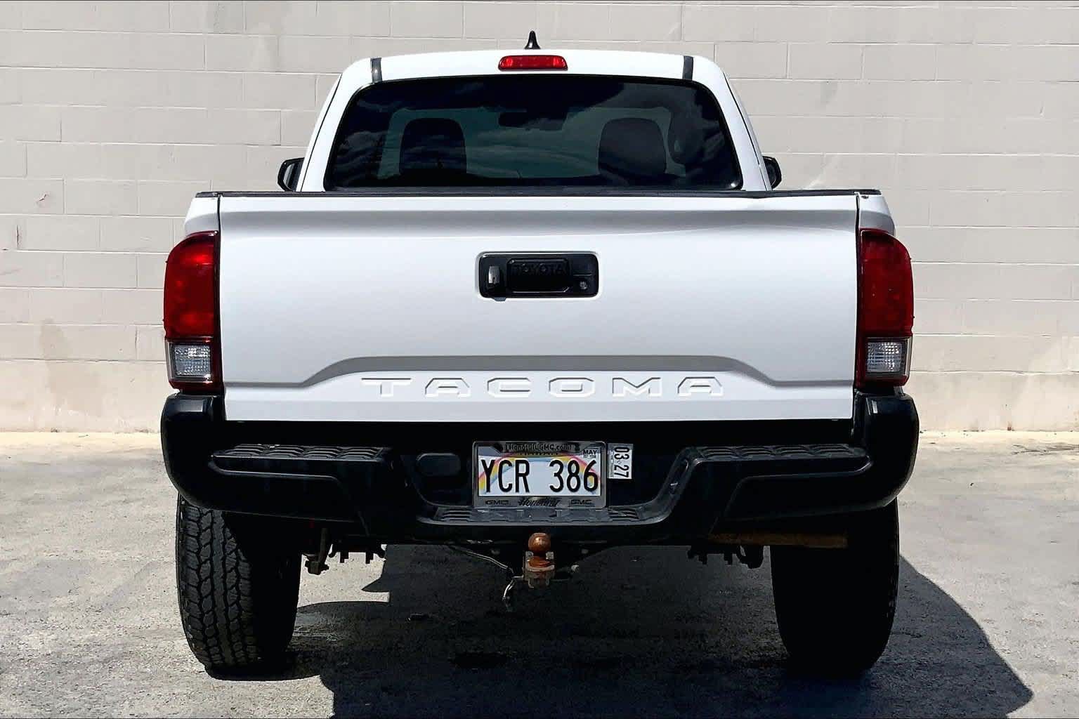 Used 2022 Toyota Tacoma SR RWD image 5