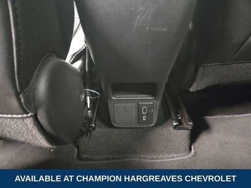 Used 2024 Buick Encore GX Sport Touring FWD image 29