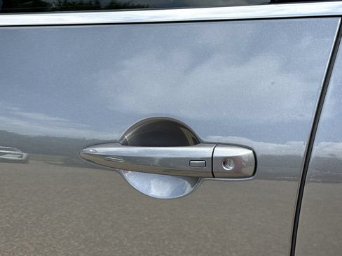 New 2026 Nissan Pathfinder SL FWD image 28