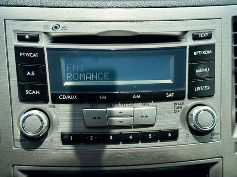 Used 2014 Subaru Outback 2.5i image 16