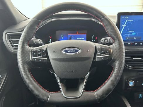 Used 2023 Ford Escape ST-Line w/ Tech Pack #1 AWD/4WD image 11