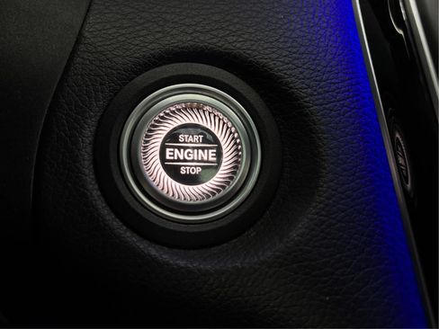 Used 2021 Mercedes-Benz C 300 Coupe image 36