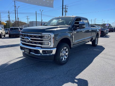 New 2026 Ford F350 Lariat w/ Lariat Ultimate Package image 2