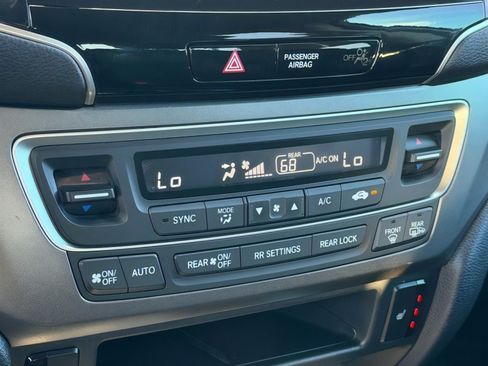 Used 2019 Honda Pilot EX image 18