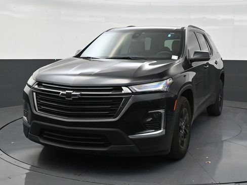 Used 2023 Chevrolet Traverse LS w/ Midnight/Sport Edition FWD image 8