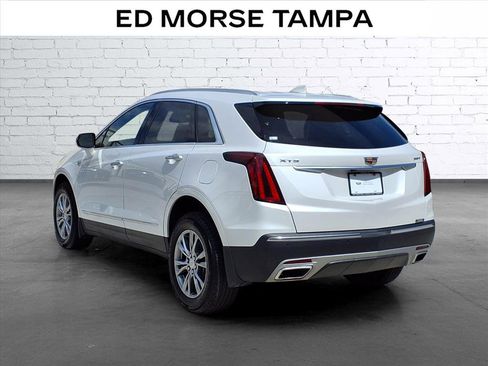 Used 2023 Cadillac XT5 Premium Luxury FWD image 3