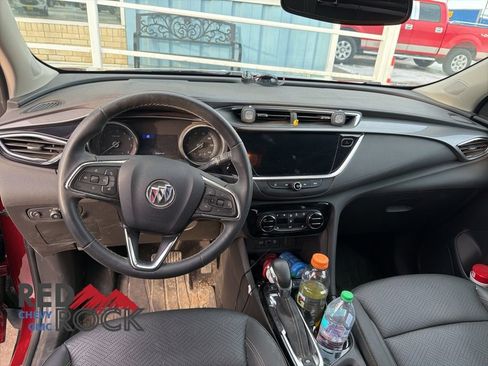 Used 2022 Buick Encore GX Essence w/ Experience Buick Package image 27