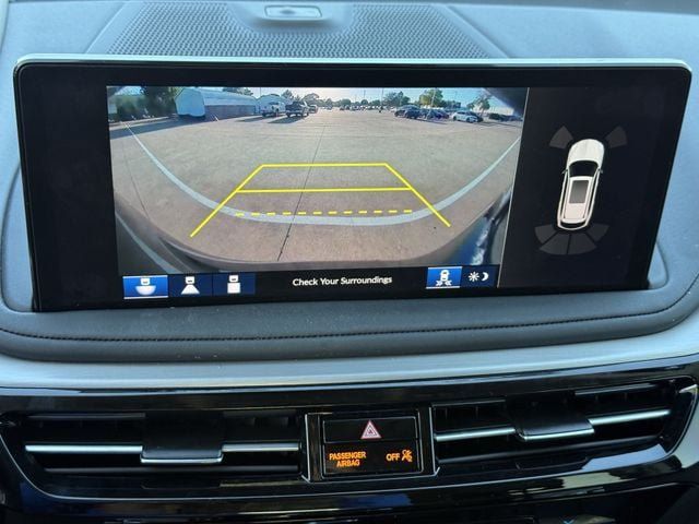 Certified 2025 Acura MDX w/ Technology Package FWD image 17