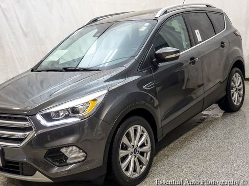 Used 2017 Ford Escape Titanium w/ Equipment Group 301A FWD image 6