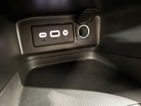 Certified 2022 Chevrolet Equinox RS FWD image 38