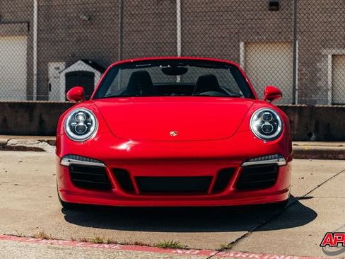 Used 2015 Porsche 911 Carrera S RWD image 13