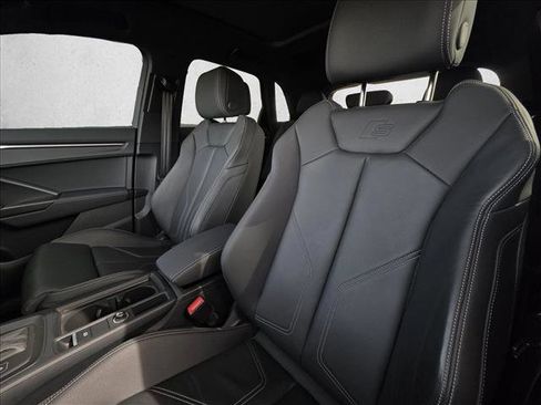 Certified 2024 Audi Q3 2.0T Premium Plus image 14