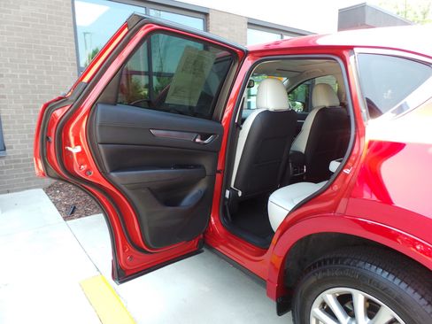 Certified 2025 MAZDA CX-5 AWD 2.5 S w/ Preferred Package image 33
