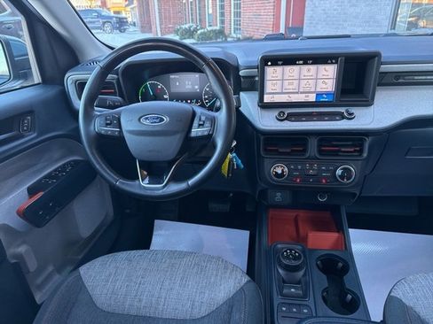 Used 2023 Ford Maverick XLT w/ XLT Luxury Package image 10