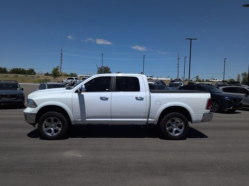 Used 2014 RAM 1500 Laramie w/ Convenience Group AWD/4WD image 4