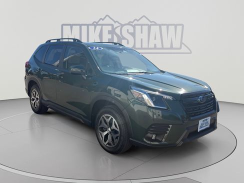 Used 2024 Subaru Forester Premium AWD/4WD image 7