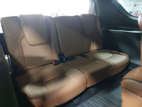 Used 2023 INFINITI QX80 Sensory w/ Cargo Package AWD/4WD image 12
