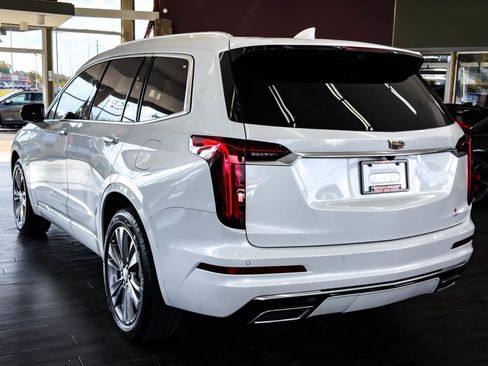 Used 2024 Cadillac XT6 Premium Luxury w/ Technology Package image 13