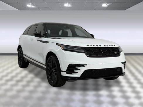 Certified 2026 Land Rover Range Rover Velar Dynamic SE AWD/4WD image 7
