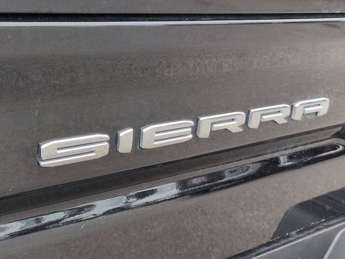 Certified 2022 GMC Sierra 1500 SLT w/ Driver Alert Package I AWD/4WD image 33
