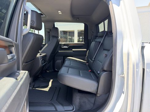 Used 2025 GMC Sierra 2500 Denali w/ Denali Reserve Package AWD/4WD image 29
