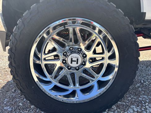 Used 2017 Ford F350 Lariat w/ Lariat Ultimate Package image 18