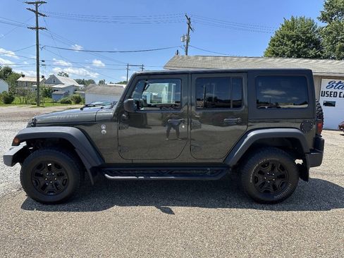 Used 2016 Jeep Wrangler Unlimited Sport AWD/4WD image 8