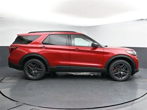 New 2026 Ford Explorer ST-Line w/ ST-Line Street Pack image 15